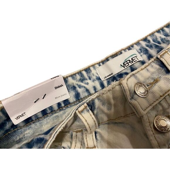 Nwt Vervet By Flying Monkey Emma Mom Lightwash Jeans Straight Leg Denim Destroye - Picture 5 of 15